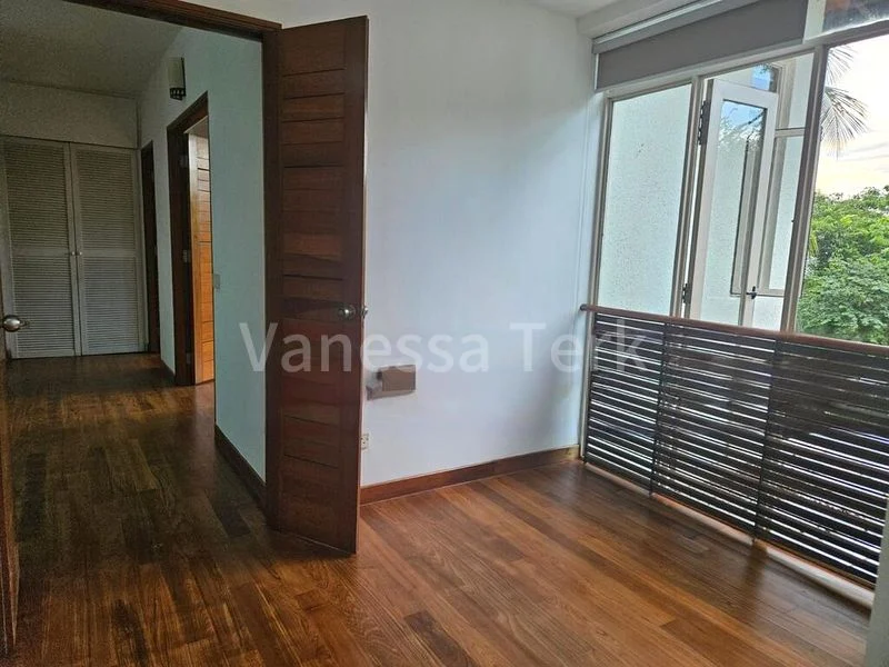 6 Bed Bungalow (Landed) for Rent in  Clementi Park - Image 5