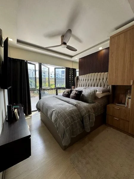 4 Bed Executive Condo for Sale in  Riverparc Residence - Image 4