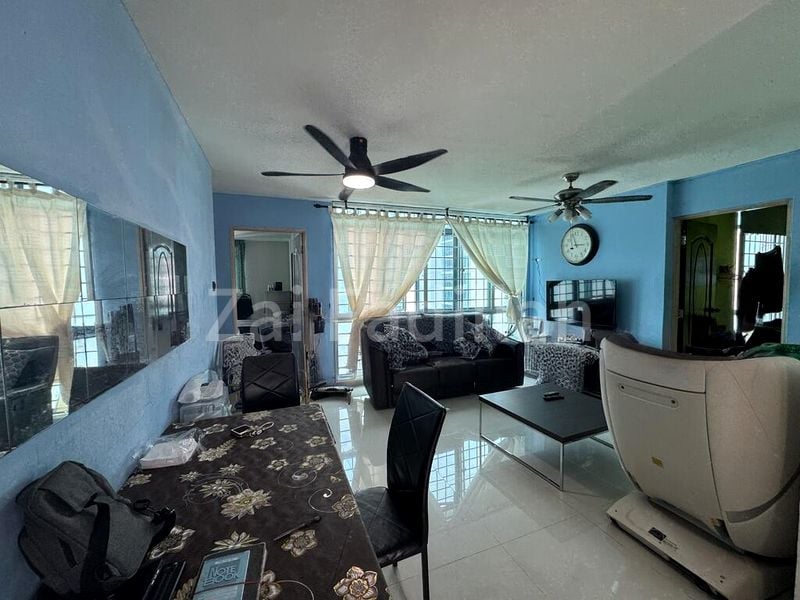 Premium HDB for Sale in  193 Edgefield Plains - Image 1
