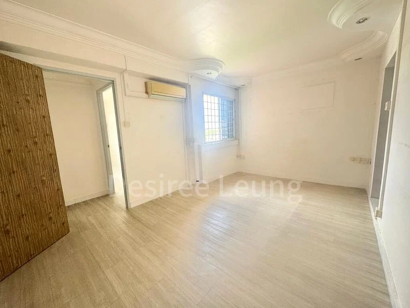 5 Room (5I) HDB for Sale in 837 Hougang Central - Image 10