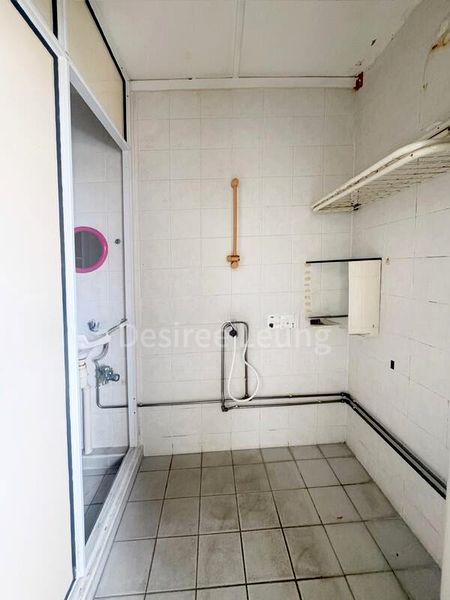 5 Room (5I) HDB for Sale in 837 Hougang Central - Image 5