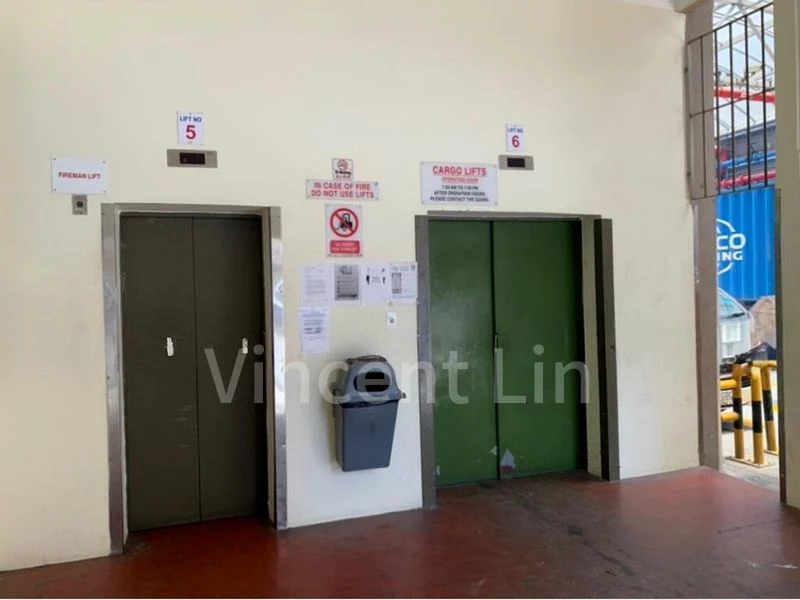 Light Industrial (B1) for Rent: Tong Lee Building - Image 3