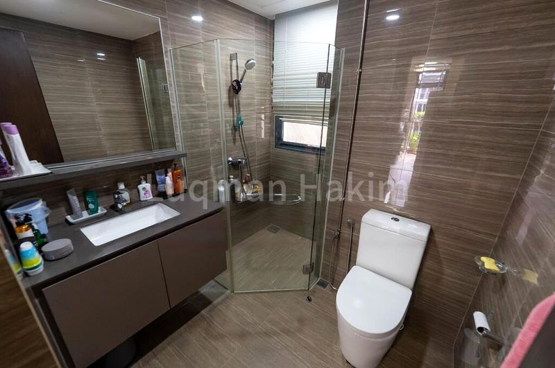 3 Bed Executive Condo for Sale in  The Brownstone - Image 5
