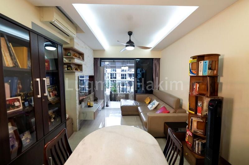3 Bed Executive Condo for Sale in  The Brownstone - Image 1