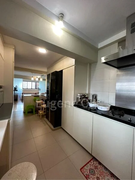 5 Room (5I) HDB for Sale in  606 Clementi West Street 1 - Image 6