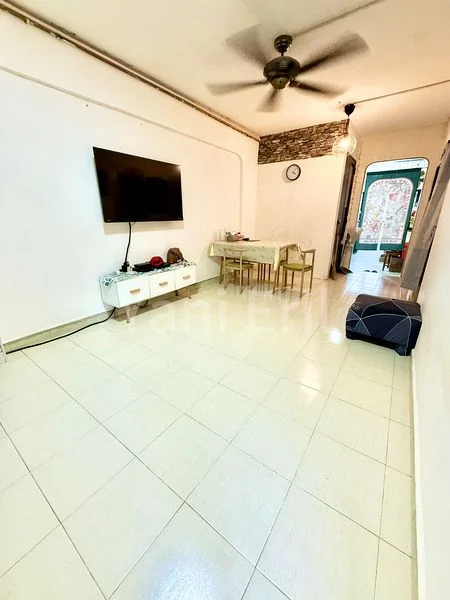 3 Room (3NG) HDB for Sale in  105 Bedok Reservoir Road - Image 4