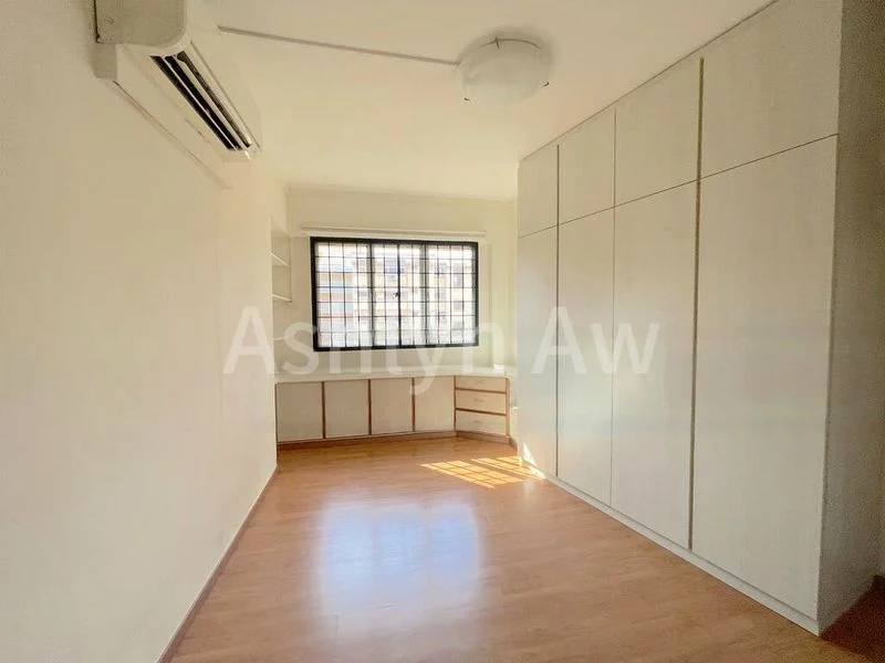 Common Room (HDB) for Rent in  512 Pasir Ris Street 52 - Image 9