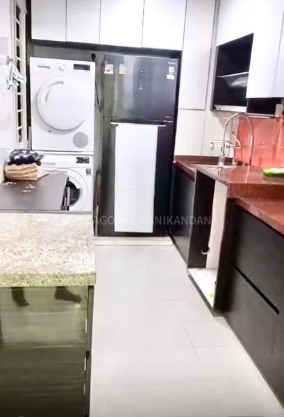 5 Room (5I) HDB for Rent in  110B Punggol Field - Image 9