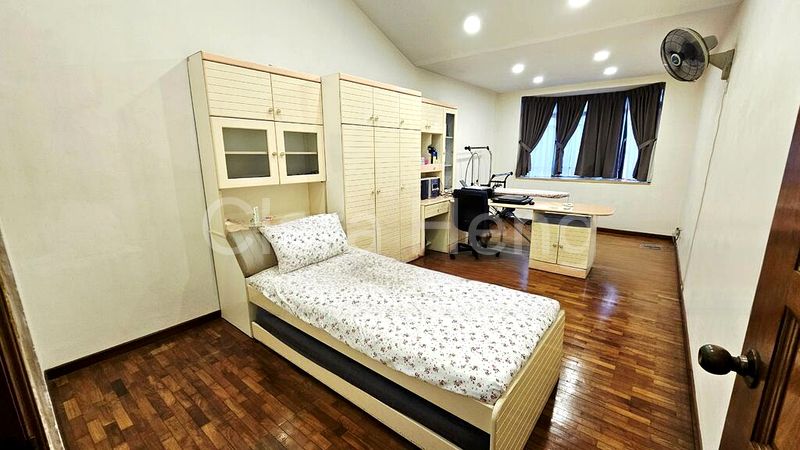 4 Bed Terraced House (Landed) for Sale in  West Coast Drive - Image 7