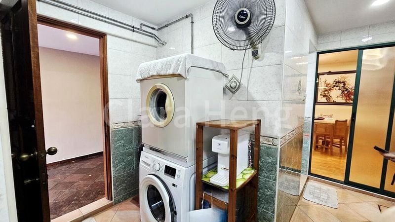 4 Bed Terraced House (Landed) for Sale in  West Coast Drive - Image 12