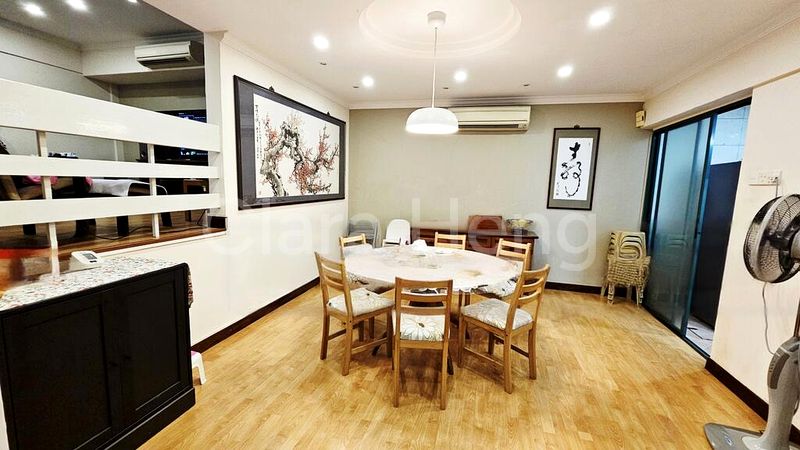 4 Bed Terraced House (Landed) for Sale in  West Coast Drive - Image 2