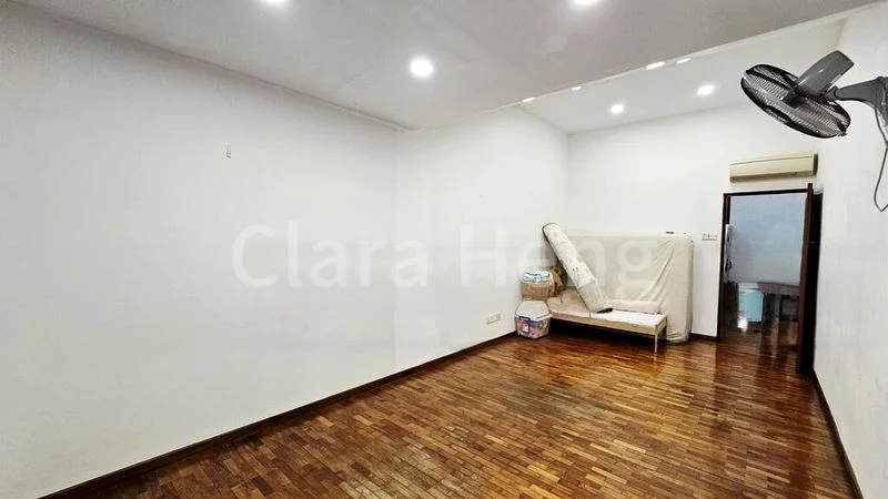 4 Bed Terraced House (Landed) for Sale in  West Coast Drive - Image 9