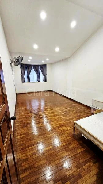 4 Bed Terraced House (Landed) for Sale in  West Coast Drive - Image 1