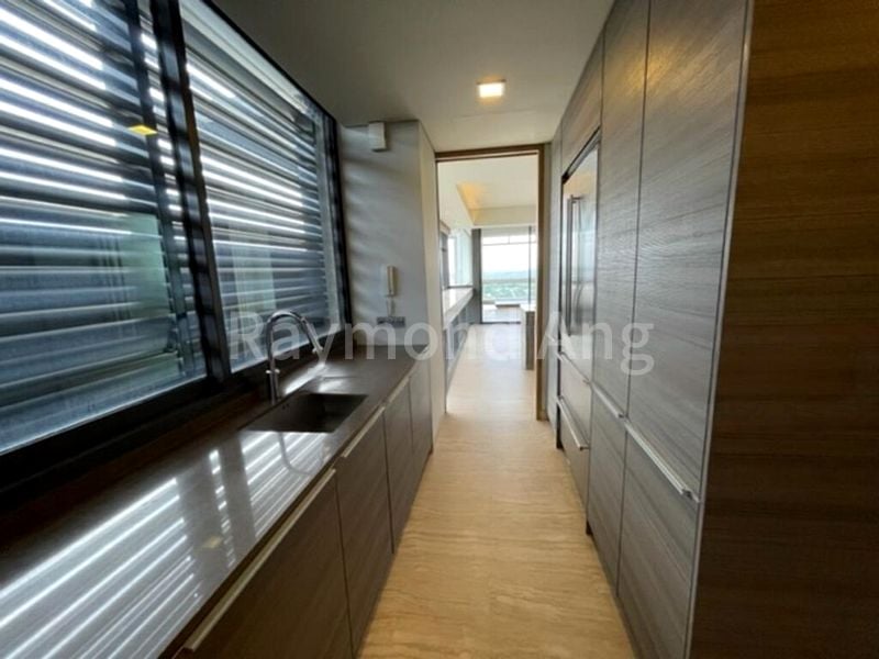 4 Bed Apartment (Condo) for Rent in  Hana - Image 4