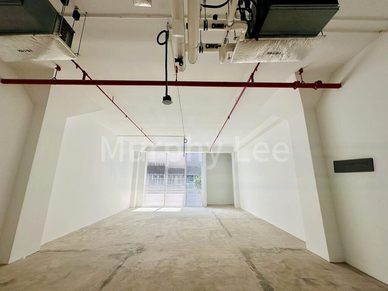 Light Industrial (B1) for Rent: Luzerne Building - Image 1