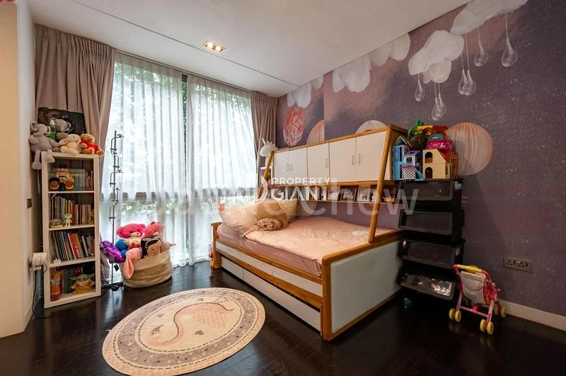 4 Bed Apartment (Condo) for Rent in  One Balmoral - Image 6