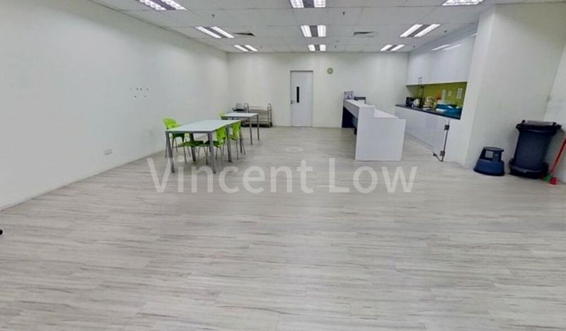 Office for Rent: Flexible Lease Duration, Office and Storage - Image 8