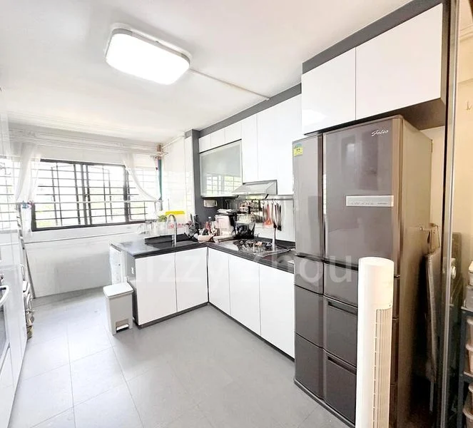 4 Room (4NG) HDB for Sale in  233 Jurong East Street 21 - Image 4