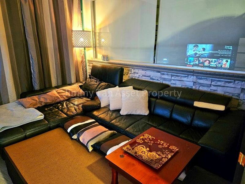 Executive HDB for Sale in  479 Segar Road - Image 1