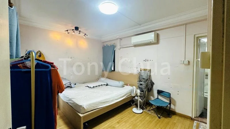 5 Room (5I) HDB for Sale in  203E Compassvale Road - Image 4