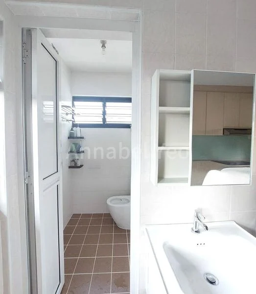 Common Room (HDB) for Rent in  166 Woodlands Street 13 - Image 4