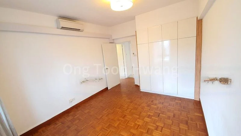 3 Bed Condo for Rent in  Parkway View - Image 3