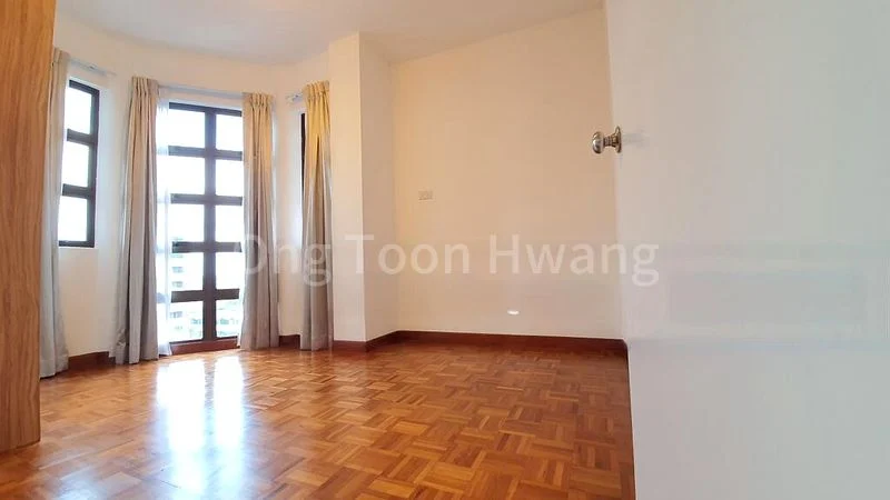 3 Bed Condo for Rent in  Parkway View - Image 6