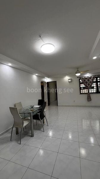 4 Room (4A) HDB for Rent in  510A Wellington Circle - Image 3