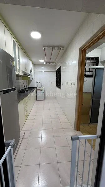 4 Room (4A) HDB for Rent in  510A Wellington Circle - Image 4
