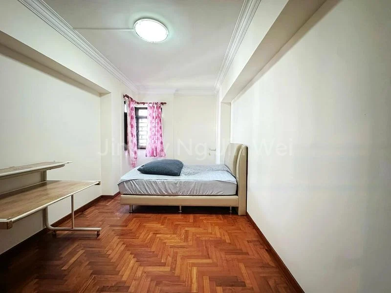 5 Room (5I) HDB for Rent in  191B Rivervale Drive - Image 4