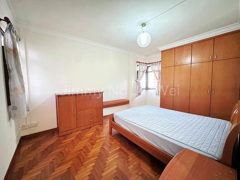 5 Room (5I) HDB for Rent in  191B Rivervale Drive - Image 3