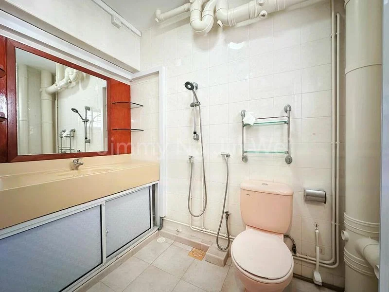 5 Room (5I) HDB for Rent in  191B Rivervale Drive - Image 6