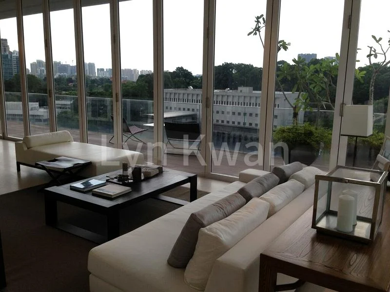 6 Bed Condo for Sale in  8 Napier - Image 2