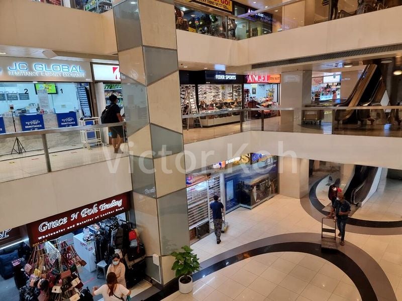 Office for Sale: Peninsula Plaza - Image 3