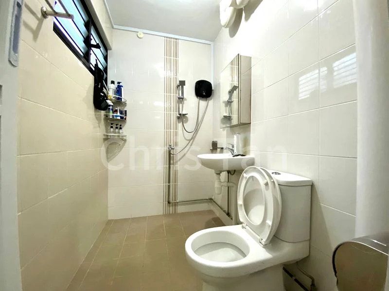 4 Room (4S) HDB for Rent in 173 Yishun Avenue 7 - Image 5