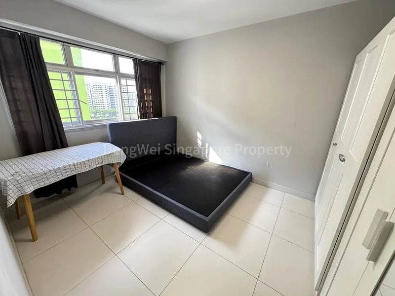 4 Room (4A) HDB for Sale in  522C Tampines Central 7 - Image 4
