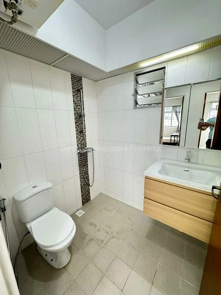 4 Room (4A) HDB for Sale in  522C Tampines Central 7 - Image 2