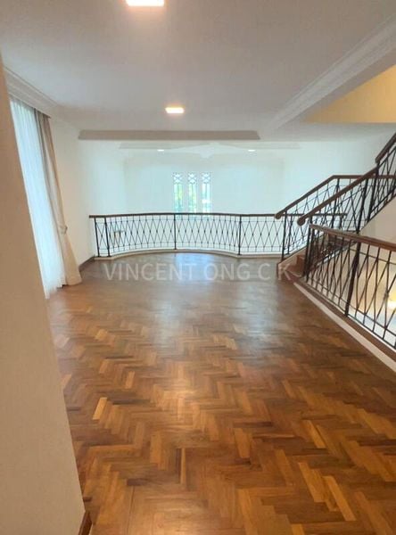 4 Bed Semi-Detached House (Landed) for Sale in  Kew Vale - Image 5