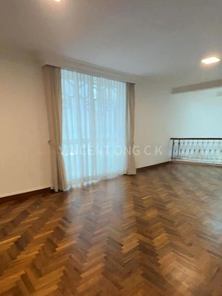 4 Bed Semi-Detached House (Landed) for Sale in  Kew Vale - Image 11