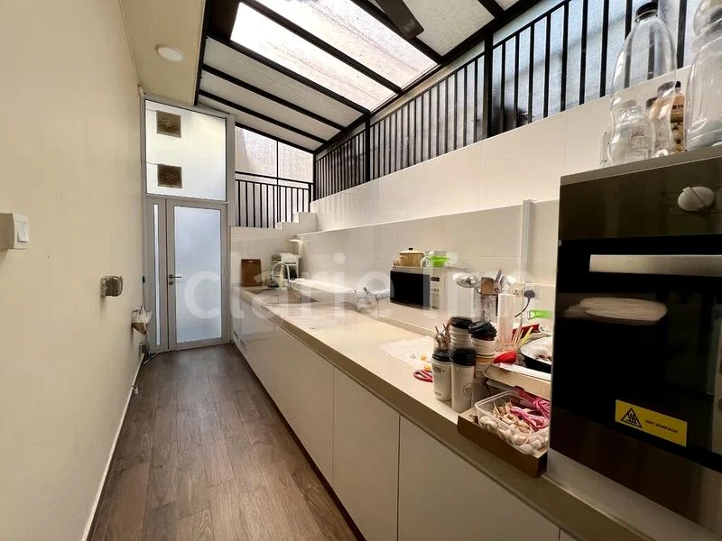 6 Bed Corner Terrace (Landed) for Sale in  Sembawang Hills Estate - Image 13