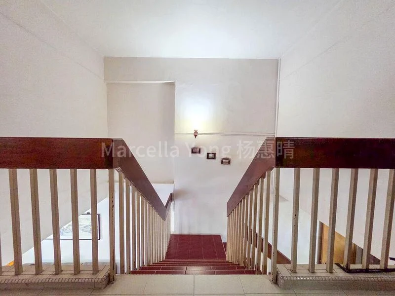 Maisonette HDB for Sale in  238 Hougang Avenue 1 - Image 11