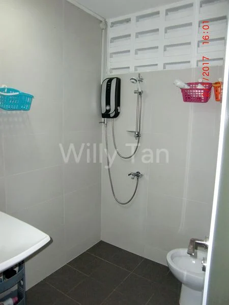 Master Room (Condo) for Rent in  People's Park Complex - Image 10