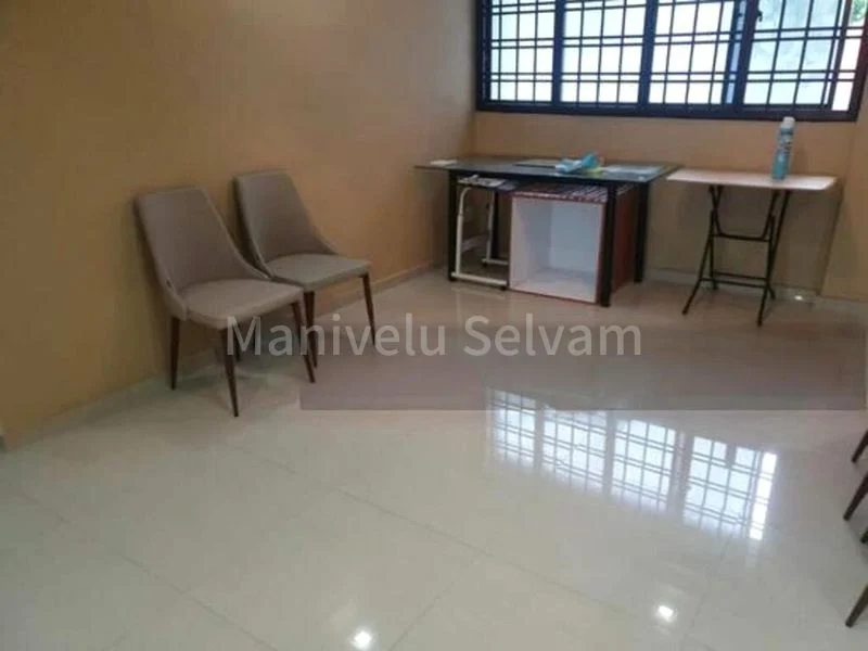 5 Room (5I) HDB for Rent in 120 Marsiling Rise - Image 3