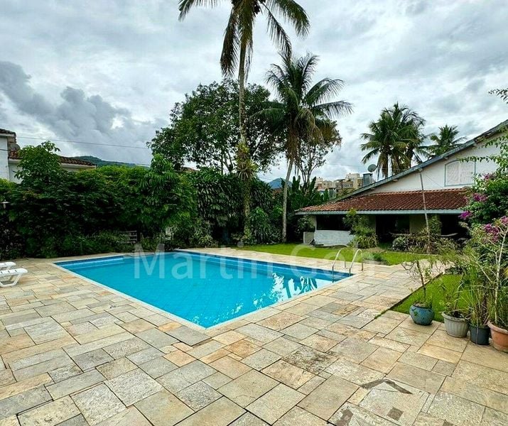 5 Bed Bungalow (Landed) for Sale in  College Green - Image 1