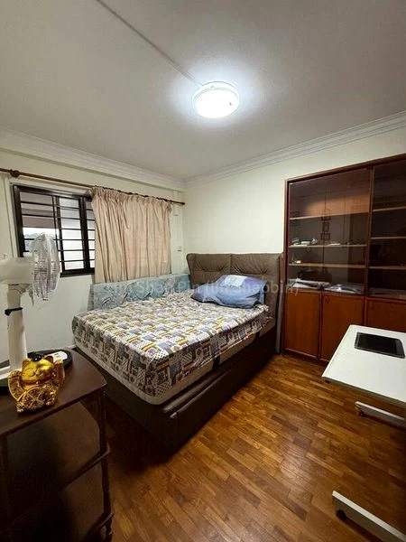 Jumbo HDB for Rent in  331 Woodlands Avenue 1 - Image 2