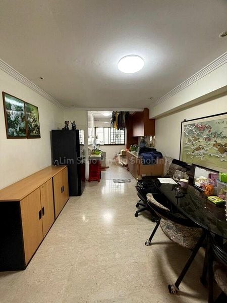 Jumbo HDB for Rent in  331 Woodlands Avenue 1 - Image 3