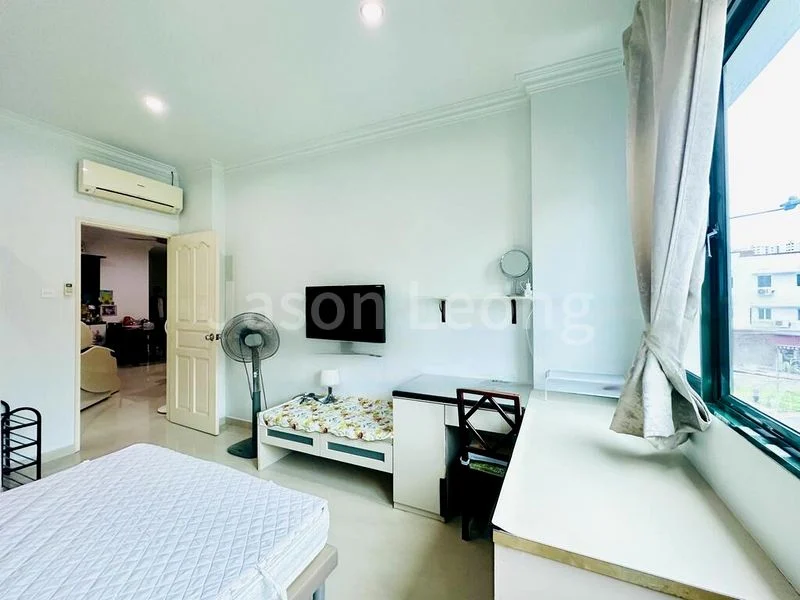 Common Room (Condo) for Rent in Eng Hoon Mansions - Image 2