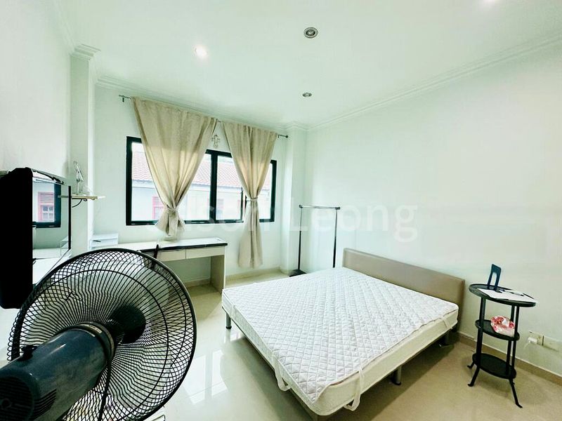 Common Room (Condo) for Rent in Eng Hoon Mansions - Image 7