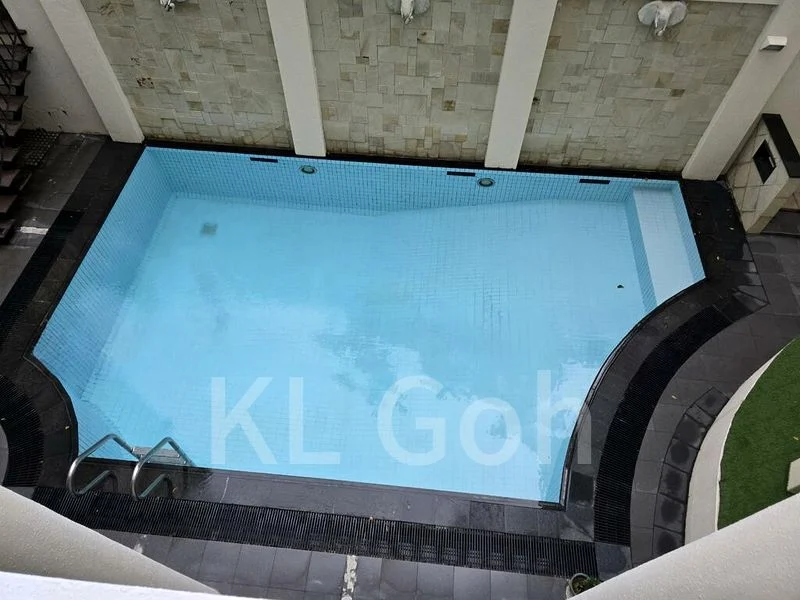 8 Bed Bungalow (Landed) for Rent in  Harlyn Road - Image 2