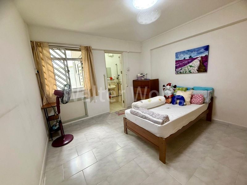 4 Room (4S) HDB for Sale in  53 Lengkok Bahru - Image 5